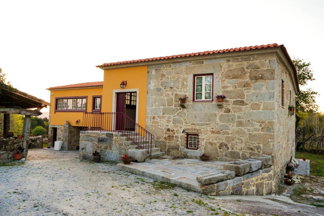 Pensjonat Casa Do Ribeiro Lago  Zewnętrze zdjęcie